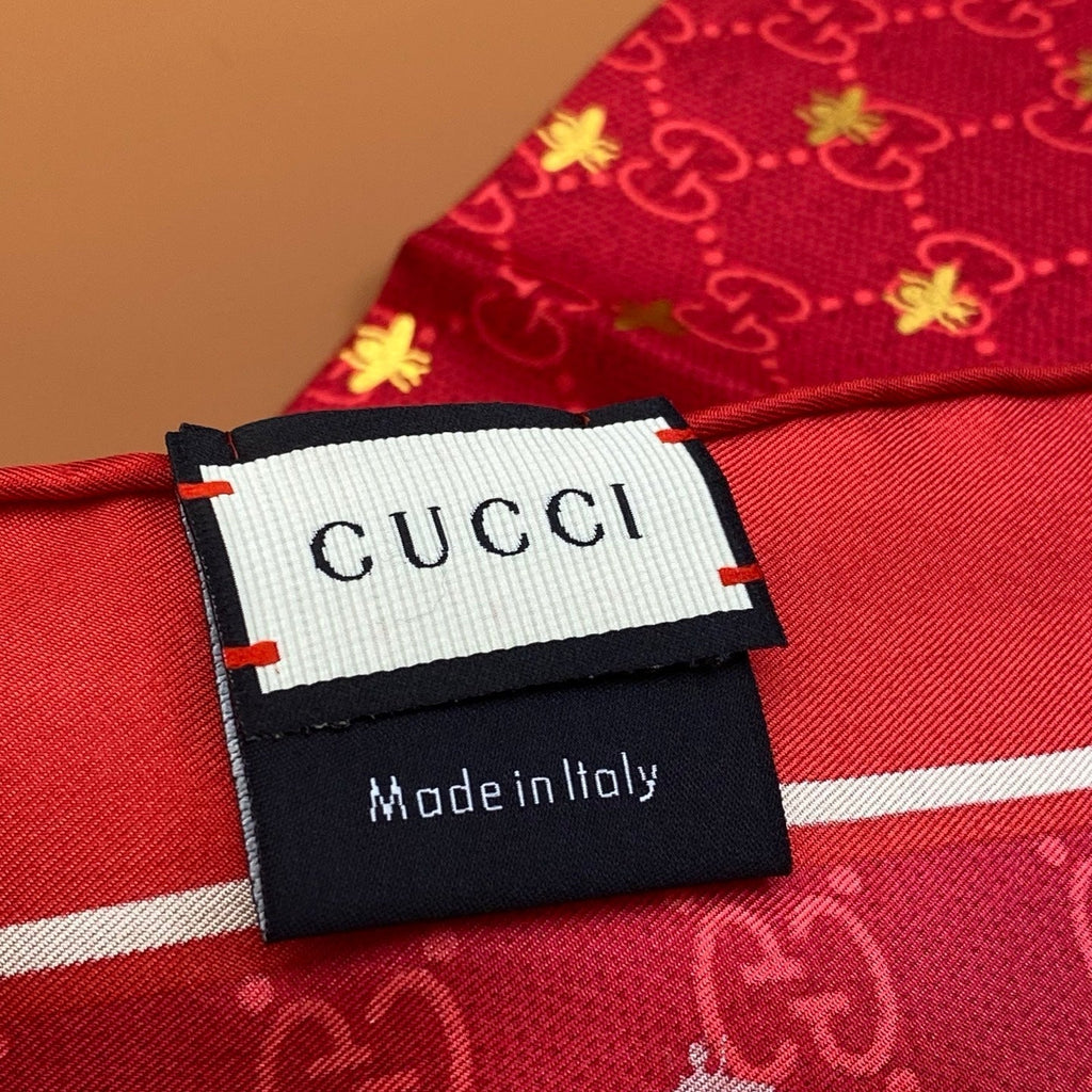 GUCCI 25S SCARF 90 IN SILK 709693