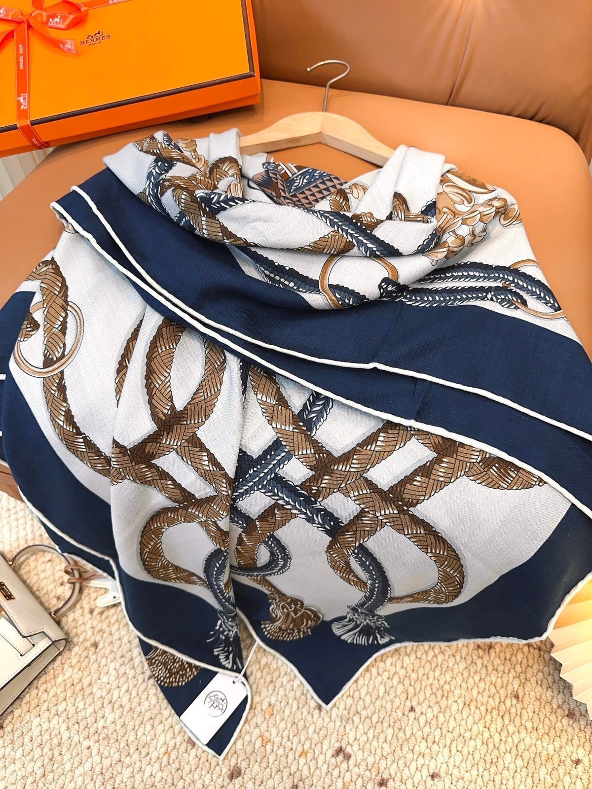 HERMES HERMES 25S SCARF 140 IN CASERE SILK 854537