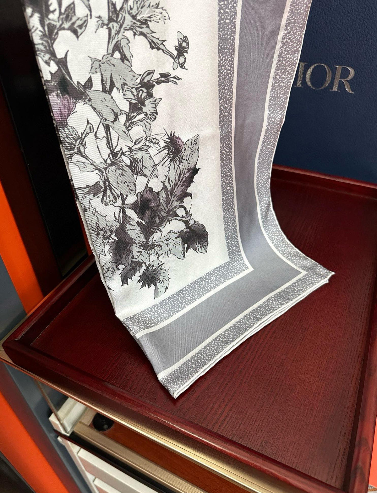 DIOR SCARF 90 CM IN SILK 733854
