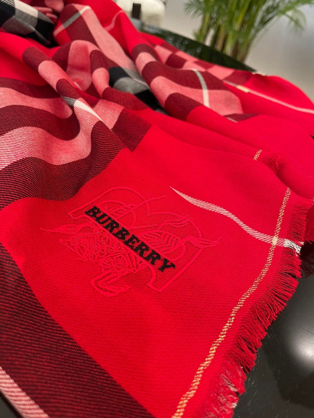 BURBERRY BBR SCARF 200 CM IN CASHMERE 574542