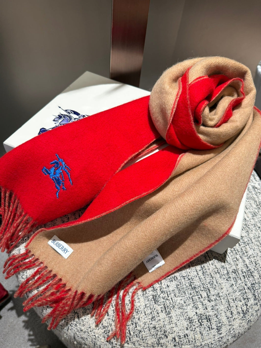 BURBERRY REVERSIBLE SCARF 180 CM IN RED CASHMERE 407413
