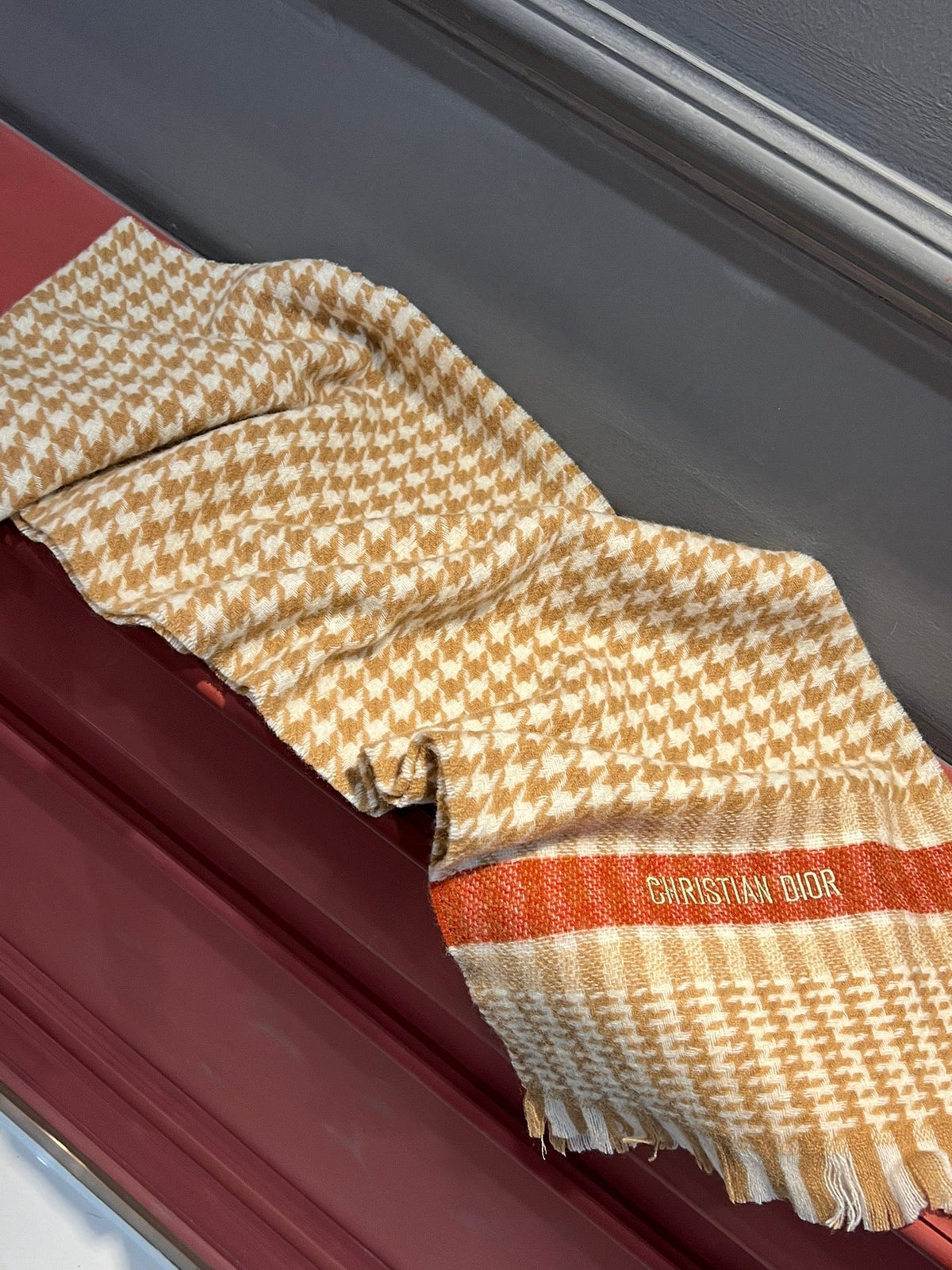 DIOR SCARF 190 CM IN PEANUT BROWN MIX WHITE CASHMERE 416802