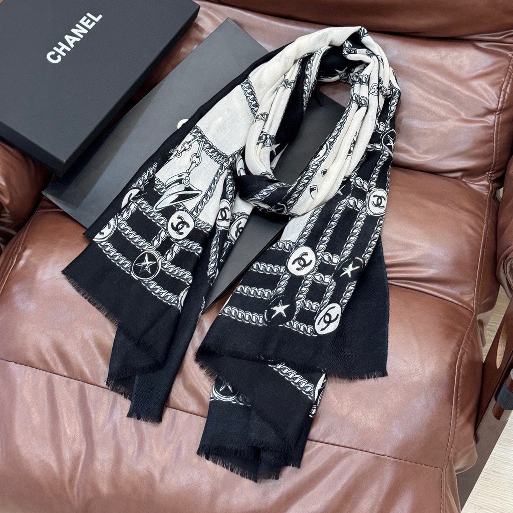 CHANEL 25S SCARF 200 IN CASHMERE 931948