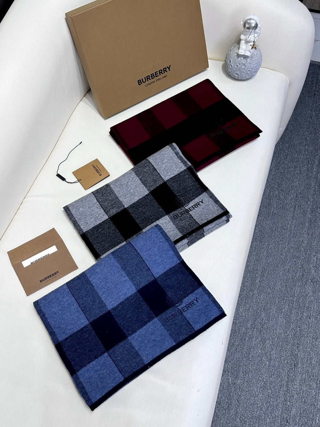 BURBERRY SCARF 180 CM IN MULBERRY PURPLE CASHMERE 403871