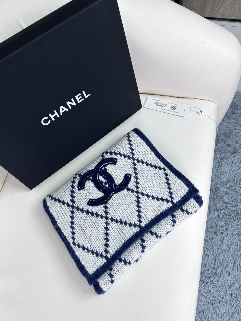 CHANEL 25S SCARF 180 IN WOOL 989767